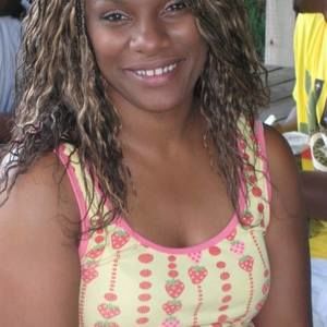 Meet your Posher, Leona